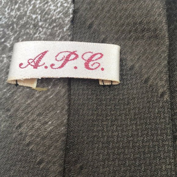 Vintage A.P.C Necktie Mickey Pluto Goofy Donald Duck Climbing Ladder 56.5" - Picture 8 of 8